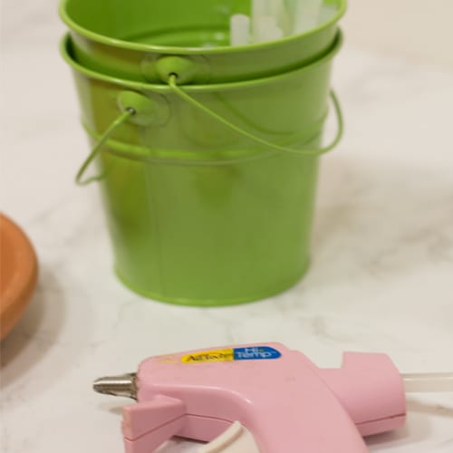 hot glue gun