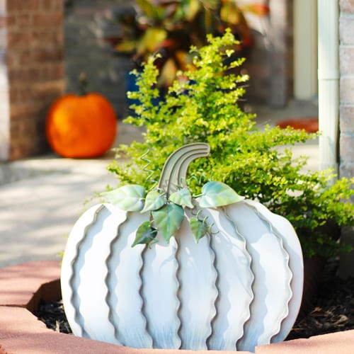 white pumpkin metal art